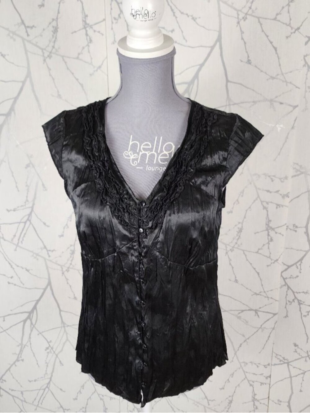 Reitmans Black Crinkle Satin Button Up Babydoll Y2K Blouse